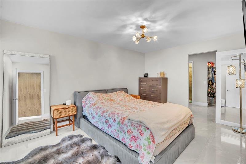 Image 23 of 31 For 3571 Magellan Cir  343-4