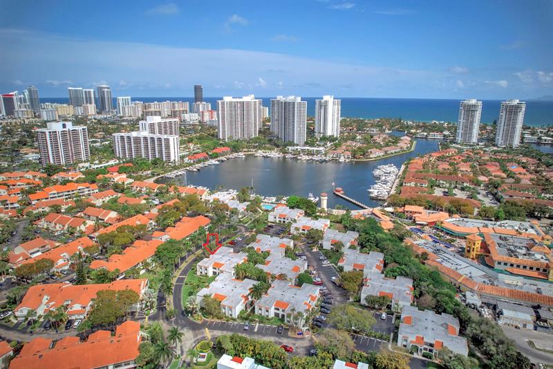 Image 6 of 31 For 3571 Magellan Cir  343-4