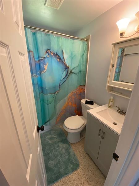 Image 3 of 9 For 1112 Avenue E  A