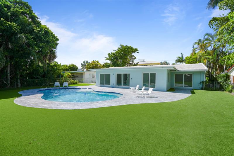 Image 6 of 50 For 2116 Mariner Dr
