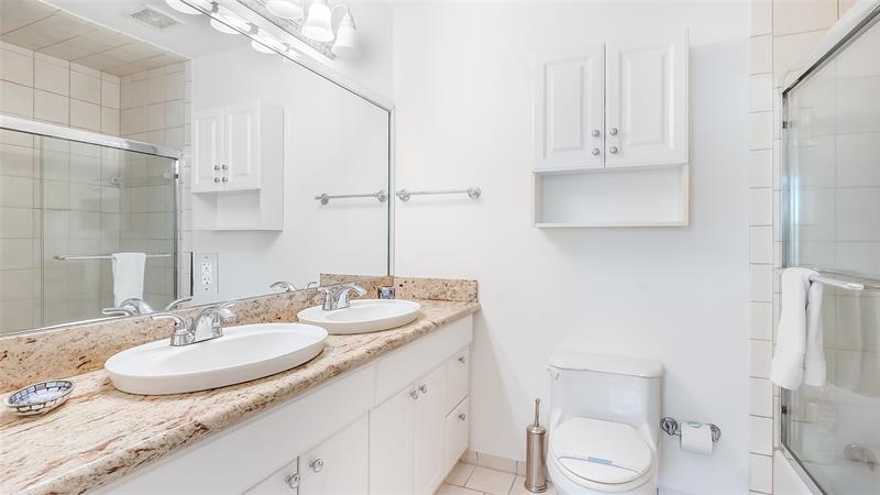 Image 18 of 42 For 512 Ocean Blvd  512