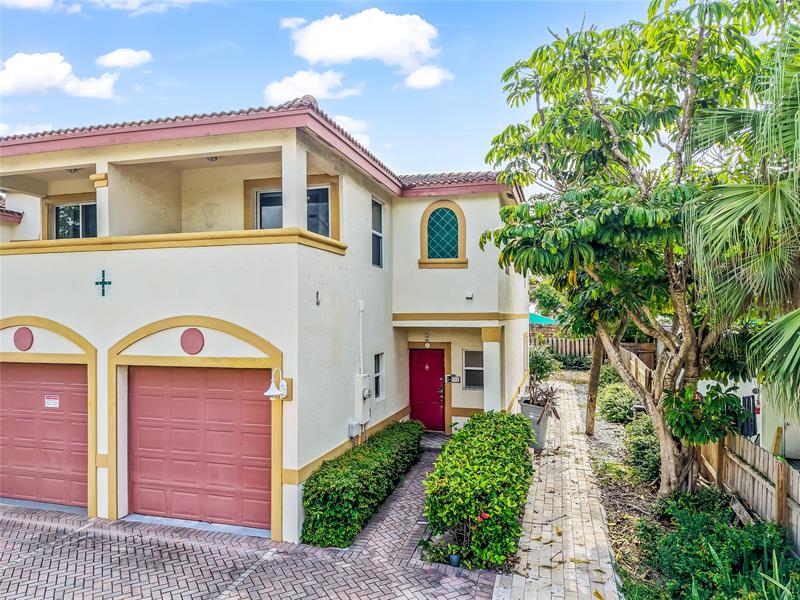 Image 2 of 42 For 512 Ocean Blvd  512