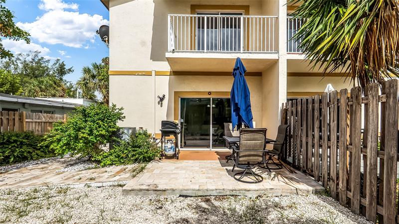 Image 37 of 42 For 512 Ocean Blvd  512