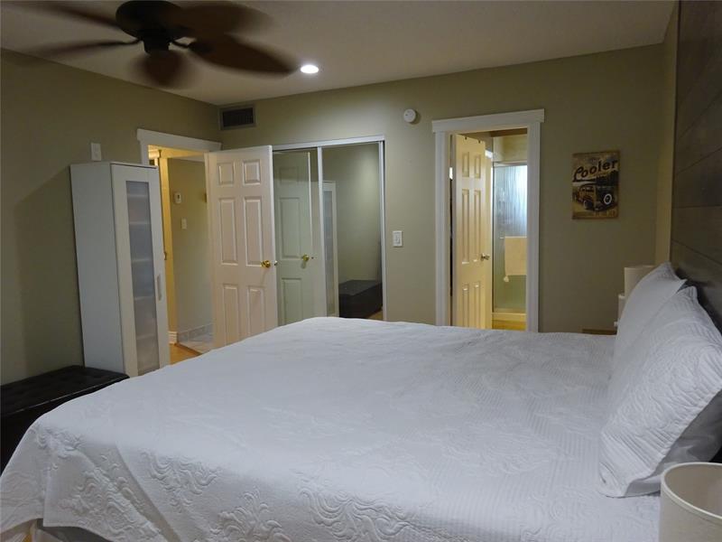Image 11 of 18 For 5102 36th St  505