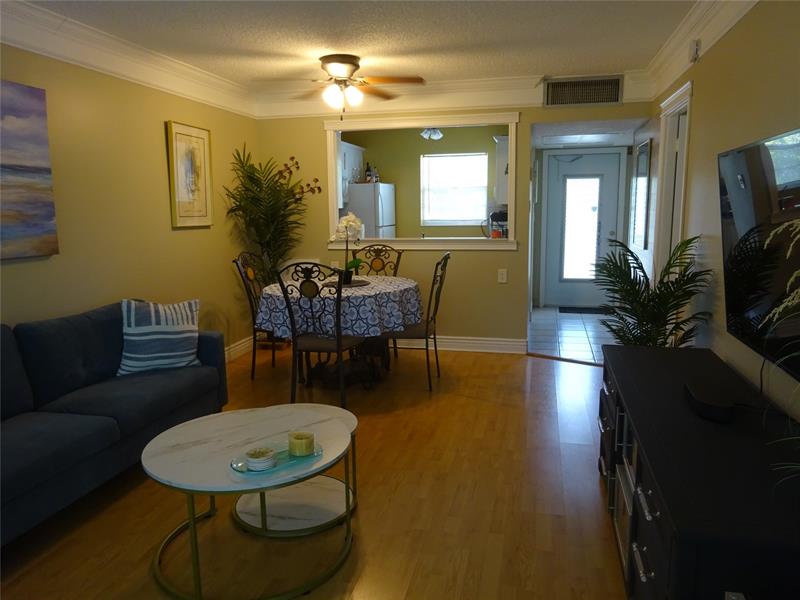 Image 5 of 18 For 5102 36th St  505