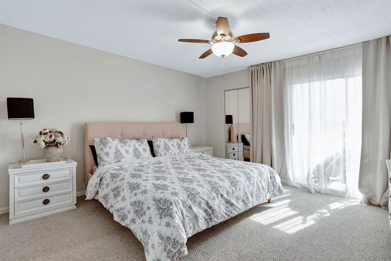 Image 22 of 67 For 2802 Victoria Way E2