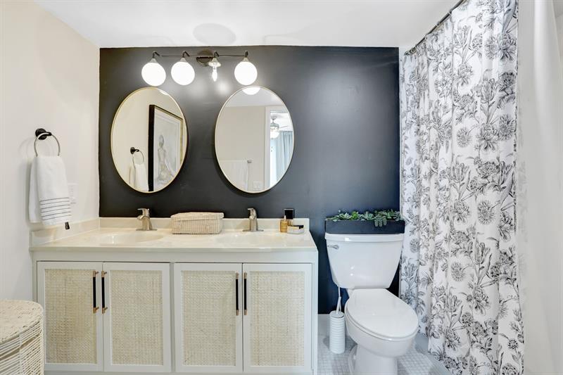 Image 27 of 67 For 2802 Victoria Way E2