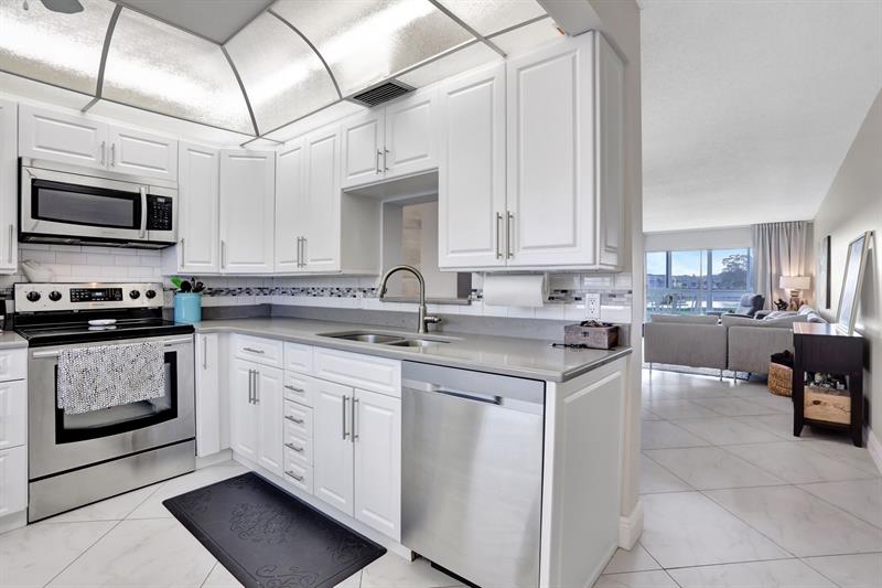 Image 5 of 67 For 2802 Victoria Way E2