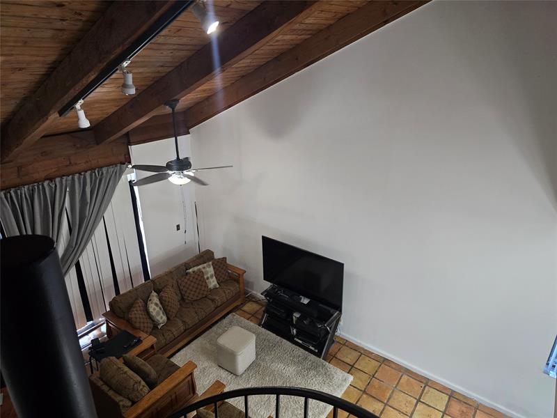 Image 21 of 25 For 7468 33rd St  7468
