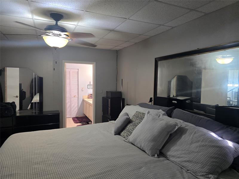 Image 9 of 25 For 7468 33rd St  7468