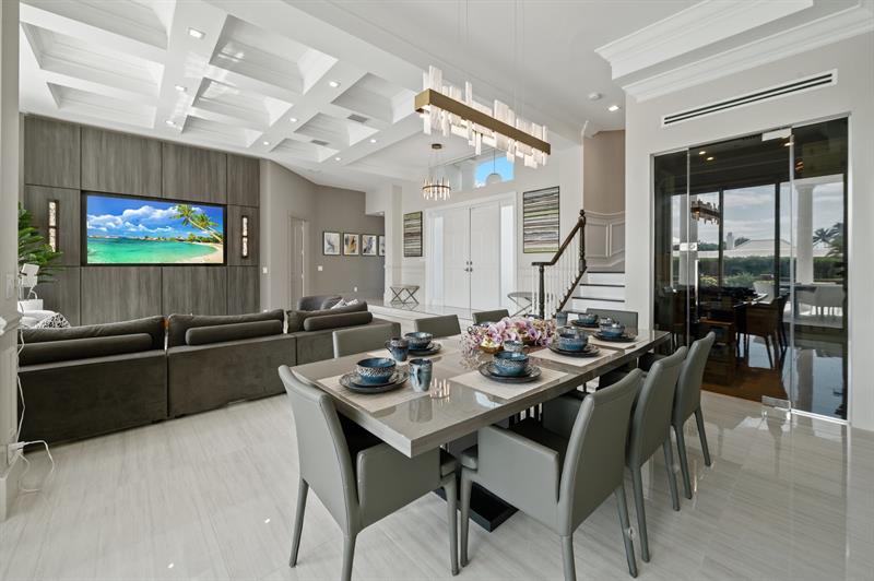 Image 11 of 55 For 81 Island Dr