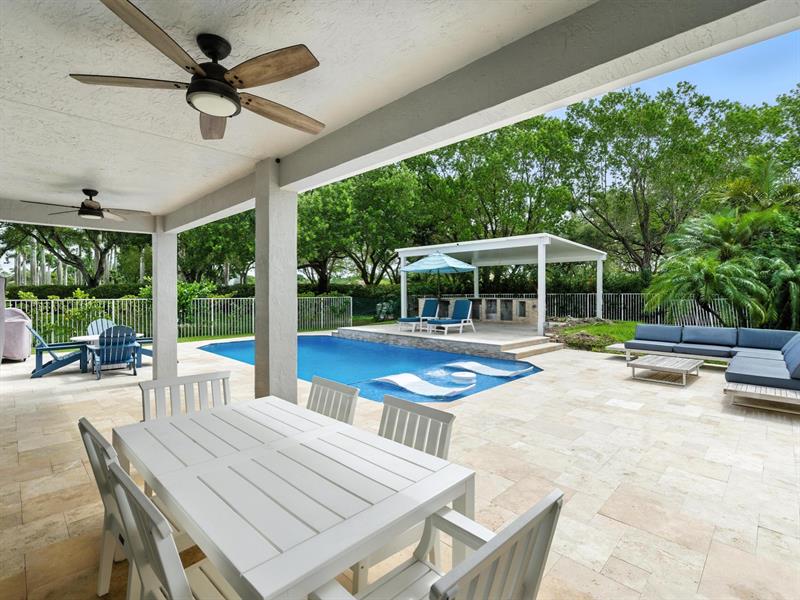 Image 3 of 35 For 4019 Staghorn Ln