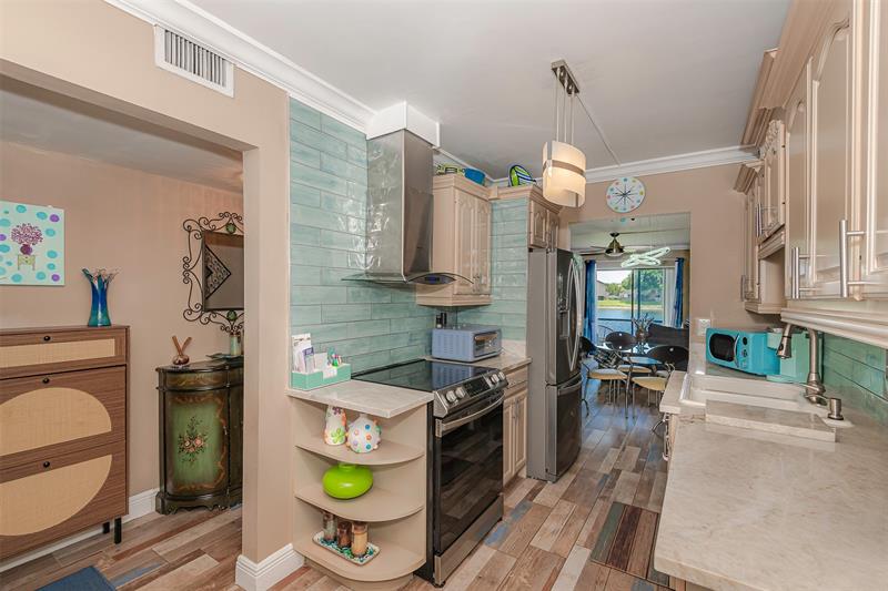 Image 16 of 27 For 9884 Nob Hill Ct  9884