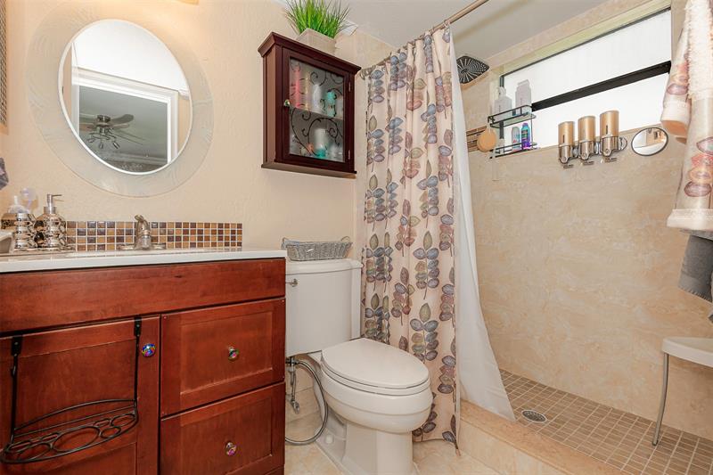 Image 22 of 27 For 9884 Nob Hill Ct  9884
