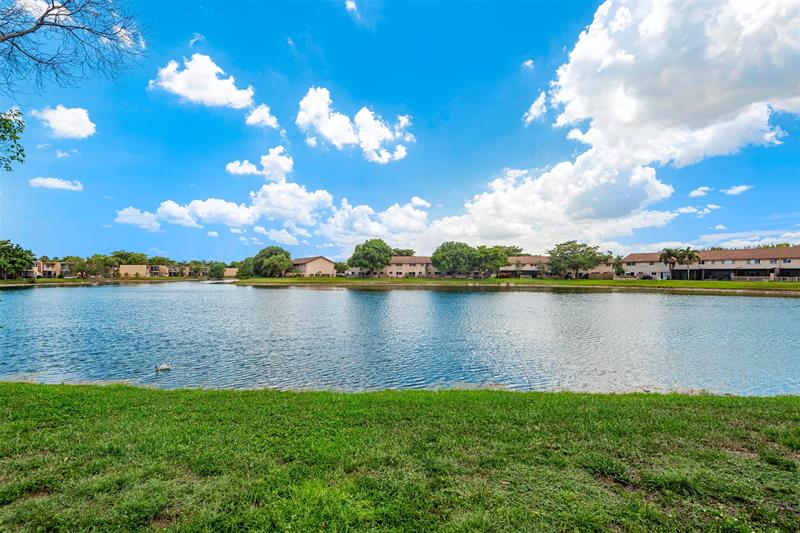 Image 25 of 27 For 9884 Nob Hill Ct  9884