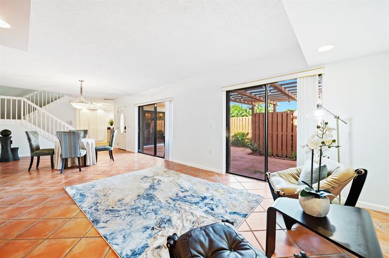 Image 7 of 30 For 9107 20th St  B