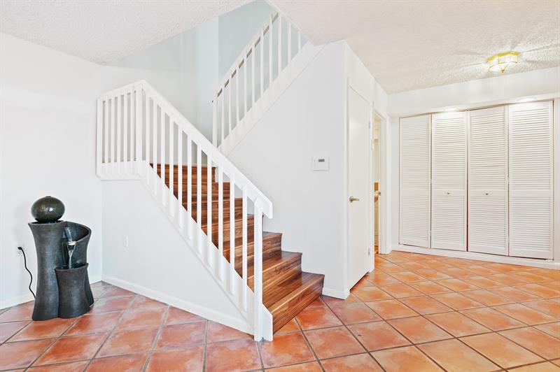 Image 8 of 30 For 9107 20th St  B
