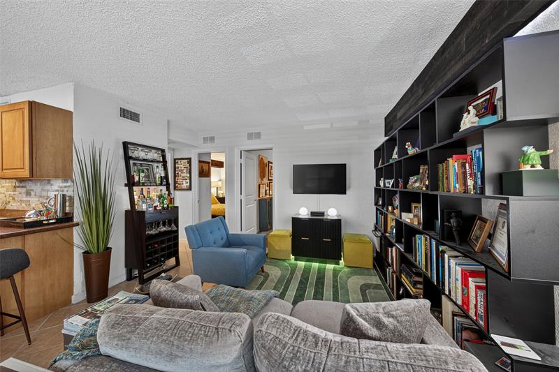 Image 7 of 49 For 2660 8th Ave  208