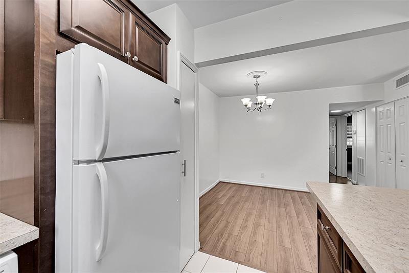 Image 13 of 34 For 1074 13th St  155c