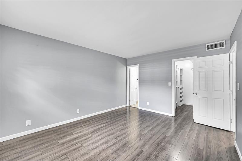 Image 15 of 34 For 1074 13th St  155c