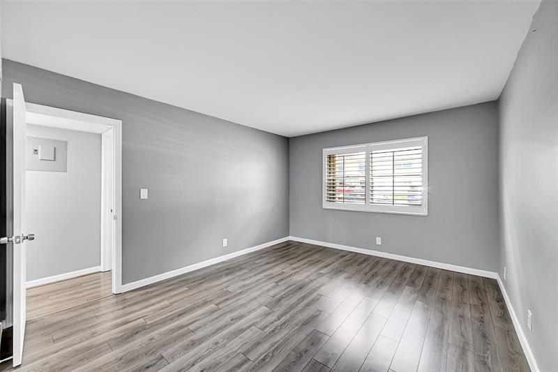 Image 16 of 34 For 1074 13th St  155c