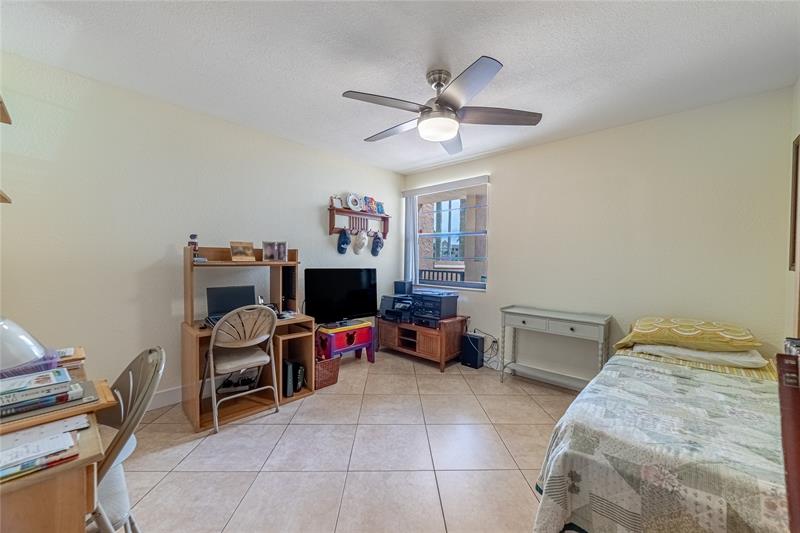 Image 14 of 49 For 7312 Fairfax Dr  102