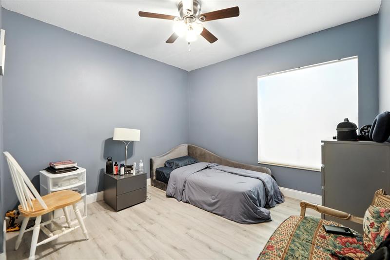 Image 25 of 32 For 2881 Carambola Circle  2072