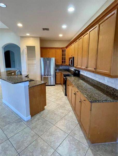 Image 10 of 22 For 7884 123rd Ave