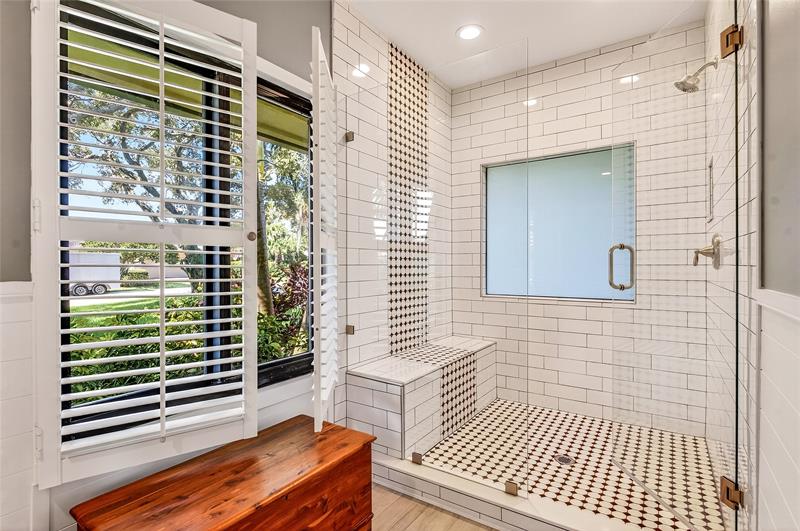 Image 18 of 40 For 1778 Coral Way N