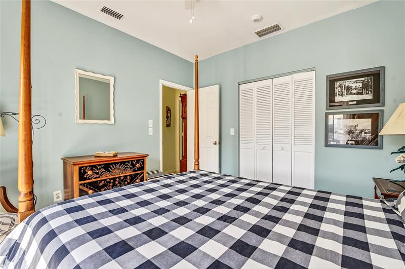 Image 22 of 40 For 1778 Coral Way N