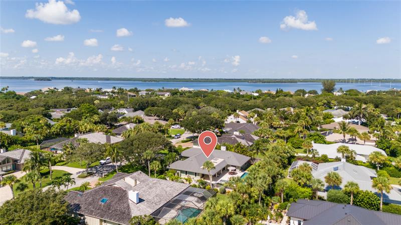 Image 4 of 40 For 1778 Coral Way N
