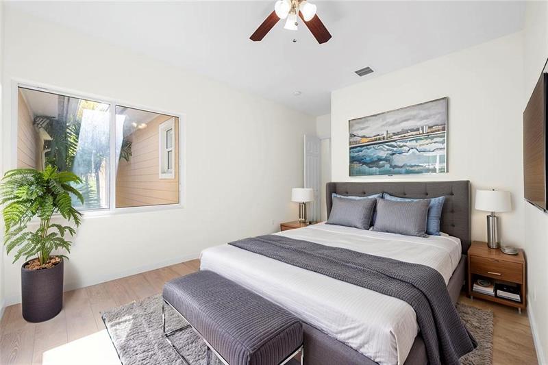 Image 23 of 49 For 1432 4th Ave  1432