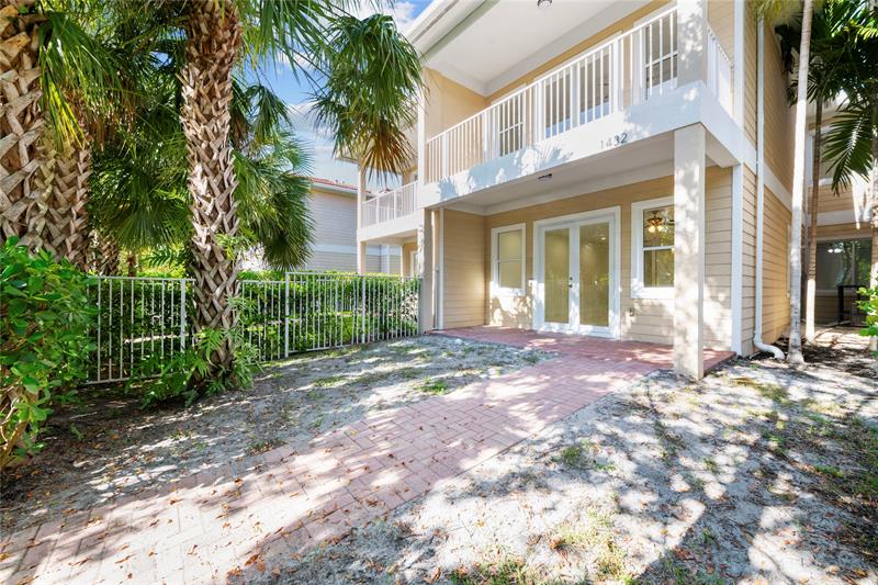 Image 39 of 49 For 1432 4th Ave  1432