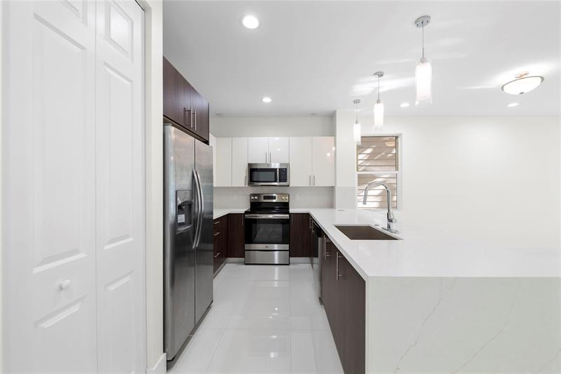 Image 4 of 49 For 1432 4th Ave  1432