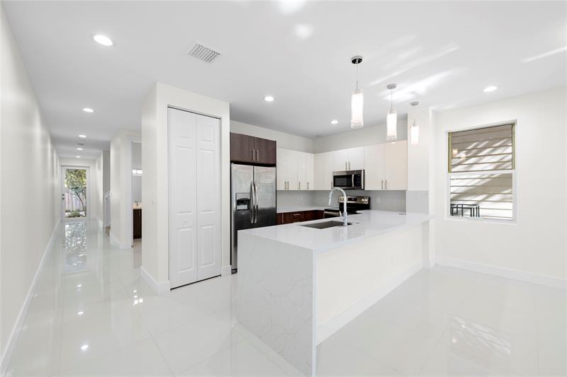 Image 7 of 49 For 1432 4th Ave  1432