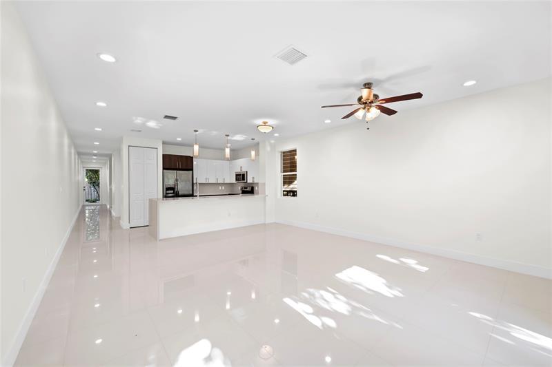 Image 8 of 49 For 1432 4th Ave  1432