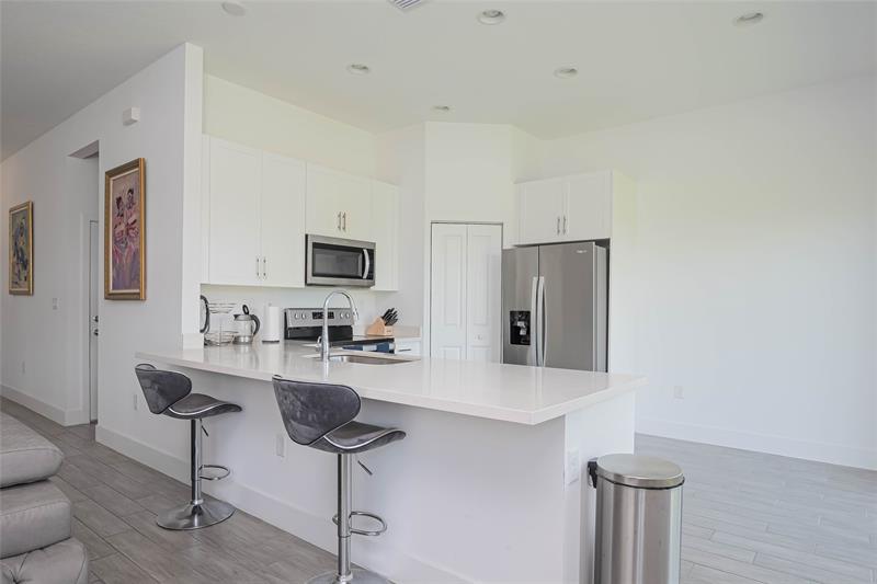 Image 10 of 30 For 5461 Soria Ave