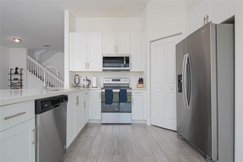 Image 12 of 30 For 5461 Soria Ave