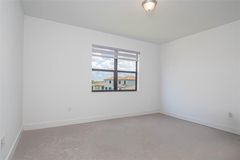 Image 15 of 30 For 5461 Soria Ave