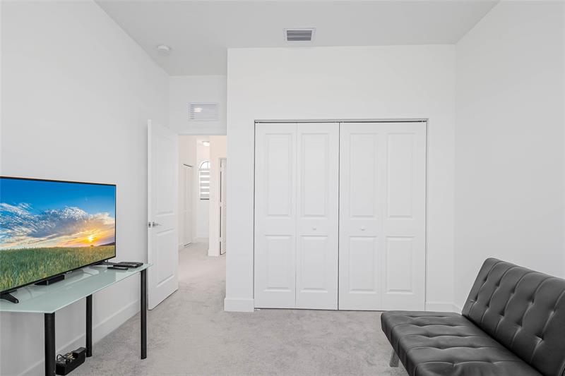 Image 24 of 30 For 5461 Soria Ave