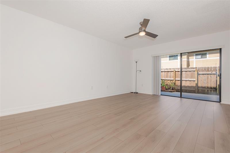 Image 3 of 34 For 9481 Palm Cir