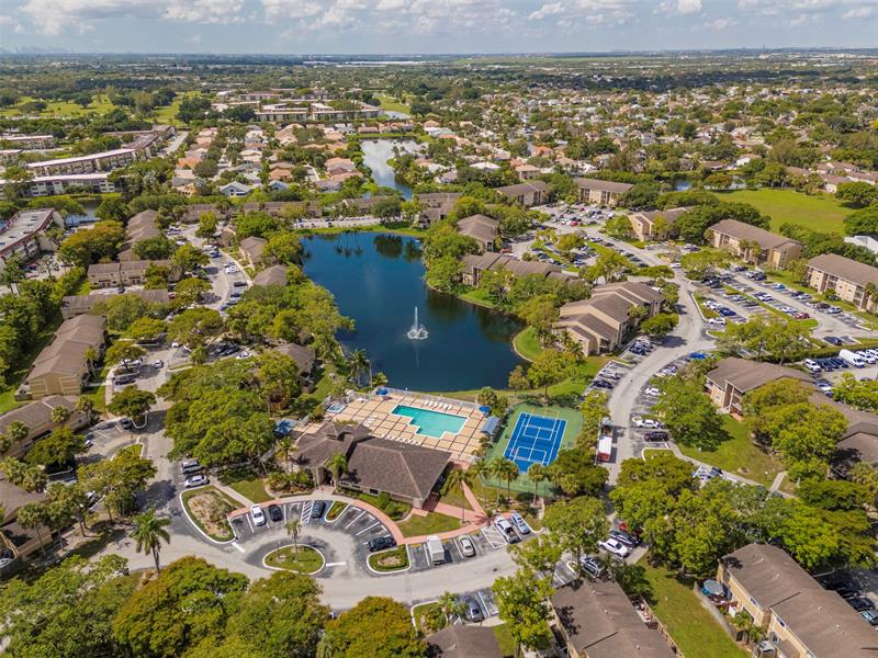 Image 33 of 34 For 9481 Palm Cir