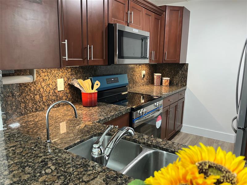 Image 12 of 36 For 7427 34th St  7427