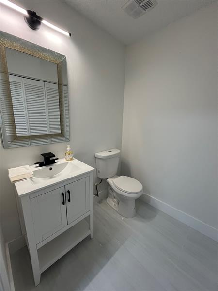 Image 18 of 36 For 7427 34th St  7427