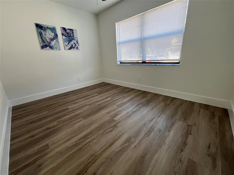 Image 31 of 36 For 7427 34th St  7427