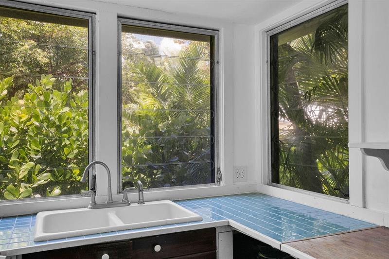 Image 20 of 30 For 30461 Poinciana Rd