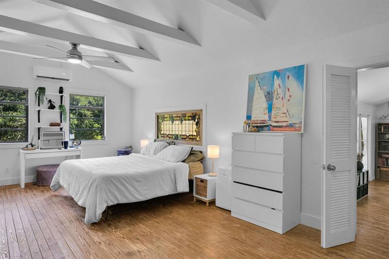 Image 24 of 30 For 30461 Poinciana Rd