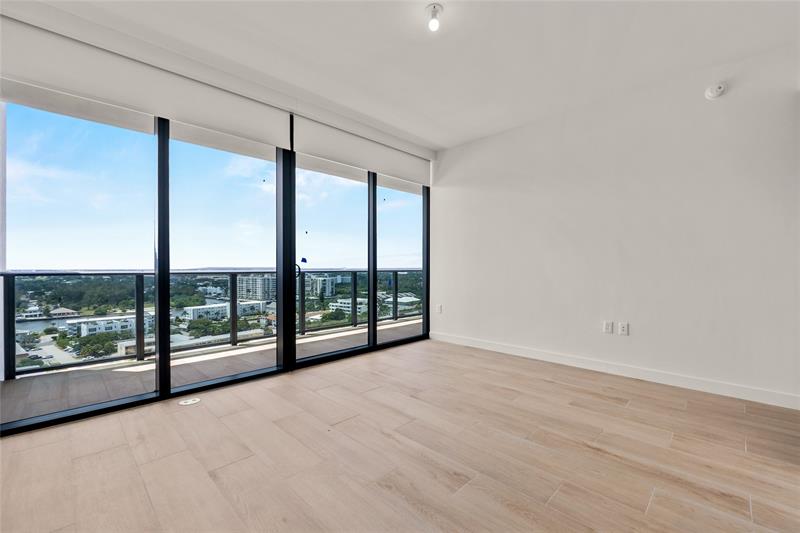 Image 22 of 64 For 900 Ocean Blvd.  1604
