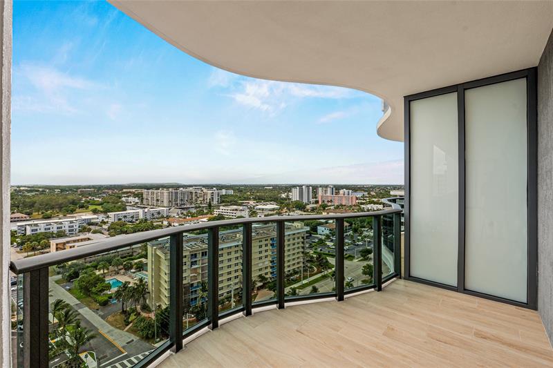Image 61 of 64 For 900 Ocean Blvd.  1604