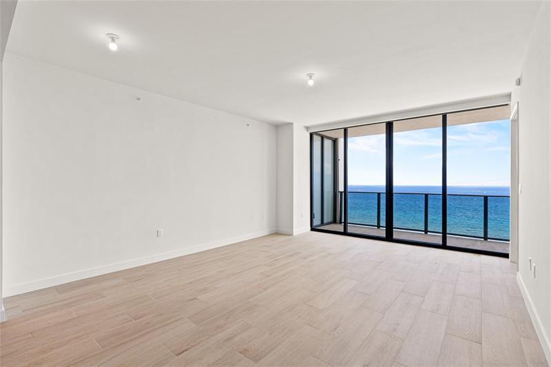 Image 9 of 64 For 900 Ocean Blvd.  1604